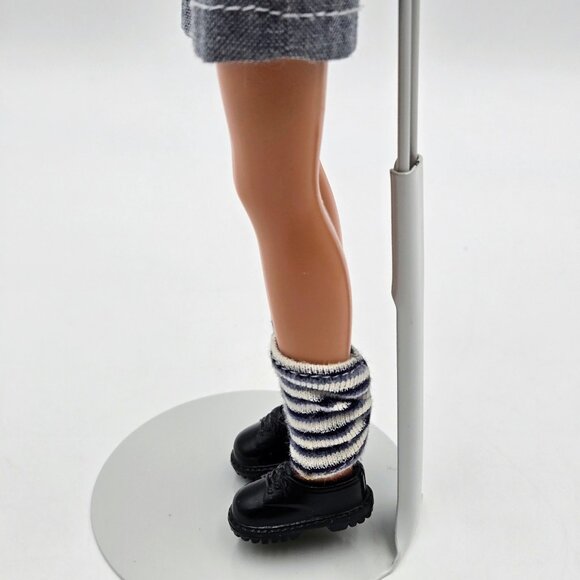 Skipper Denim Dress Outfit Vest Leg Warmers Shoes Barbie Doll Mattel 14381 14385 - Picture 6 of 14